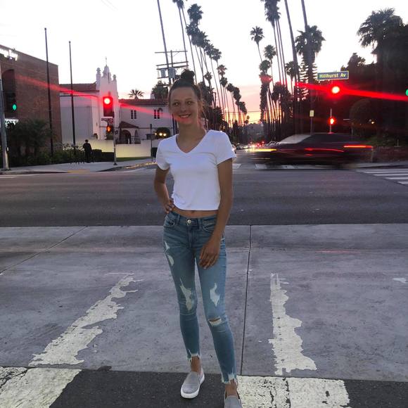 Meet your Posher, Holly - Picture 1 of 1